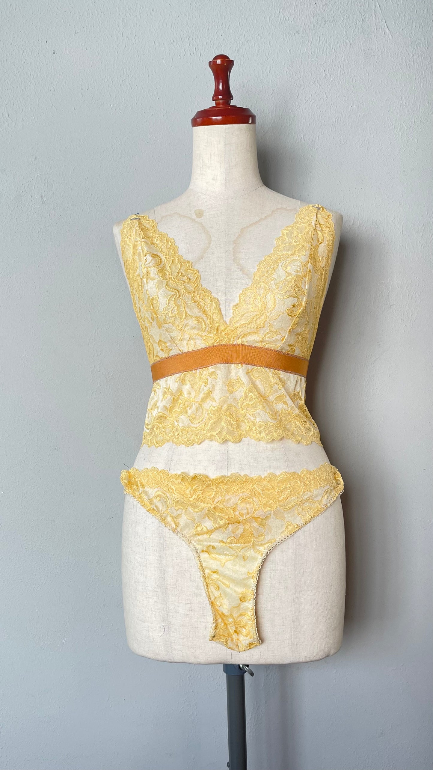 Limited : Lemon