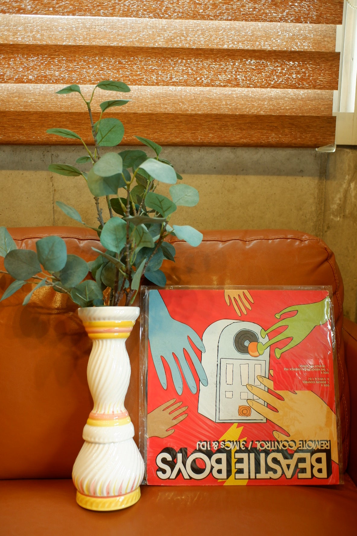 Tower-like vase