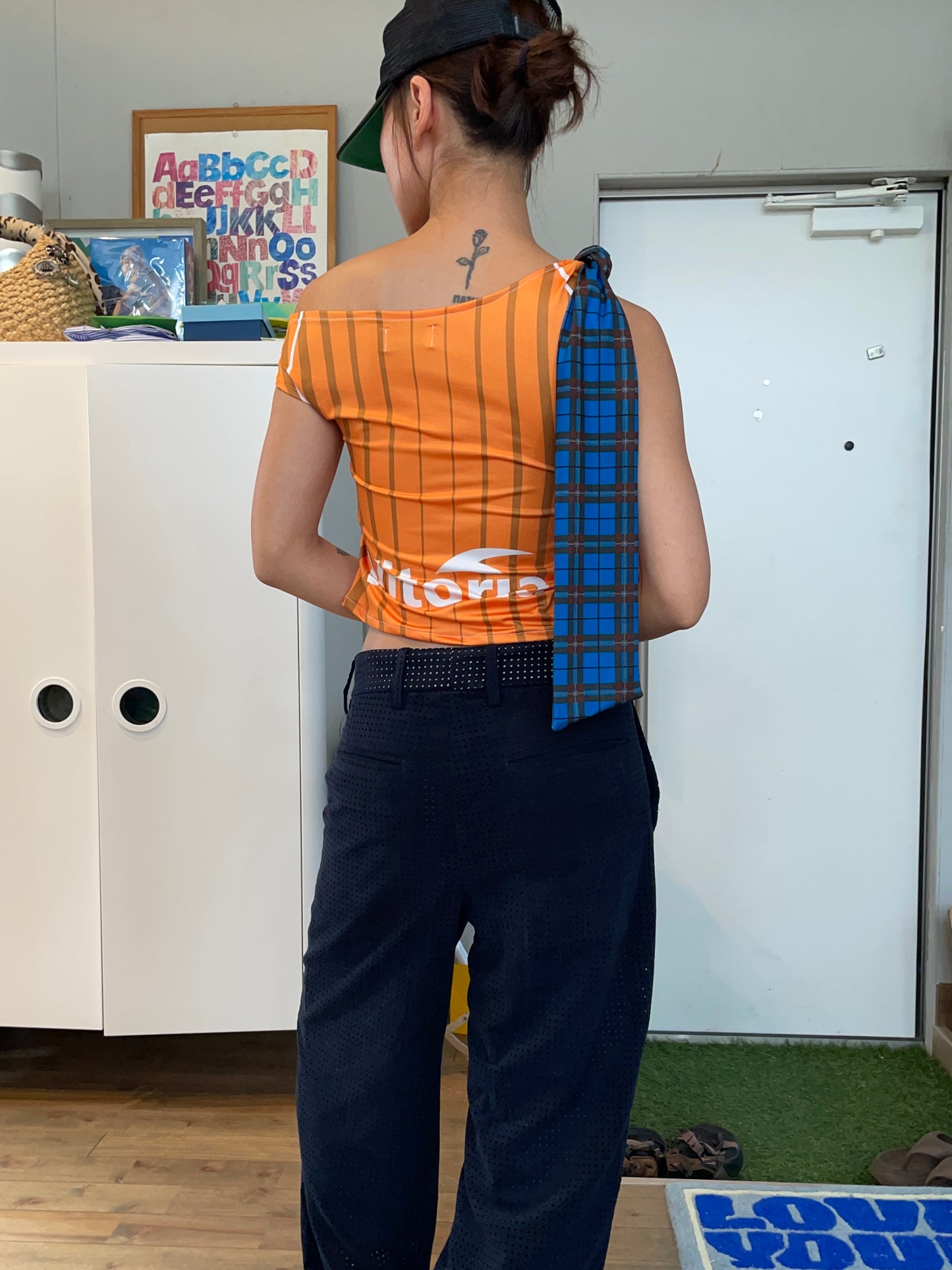 Shoulder Top : Orange