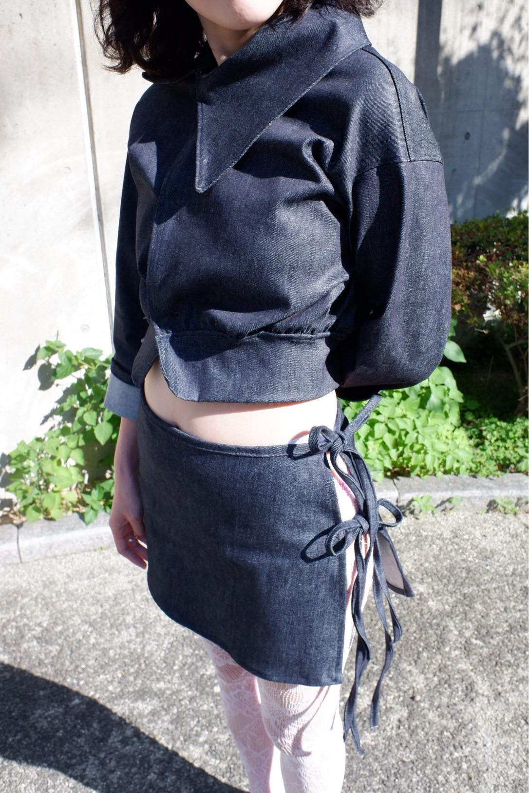Unevenly denim jacket