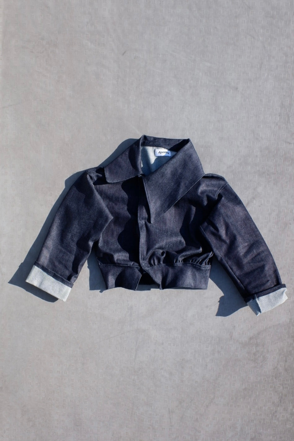 Unevenly denim jacket