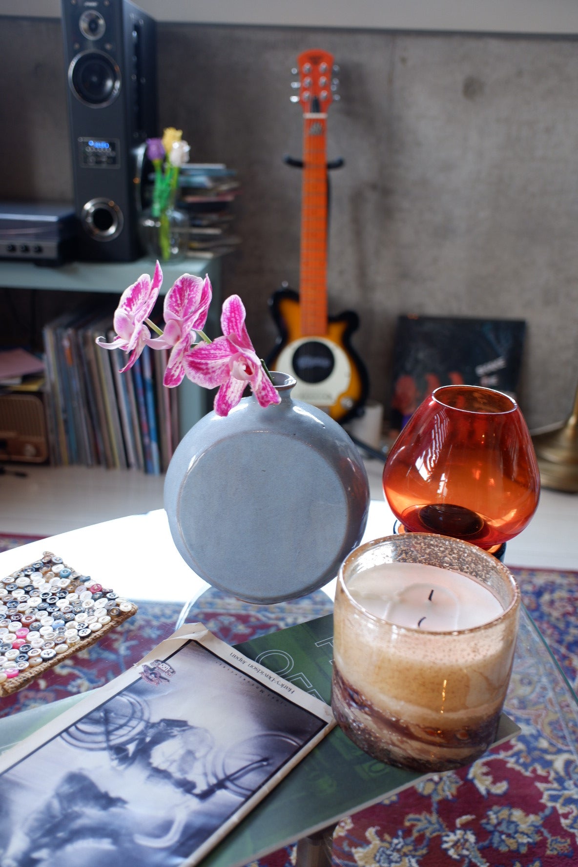 Circle vase
