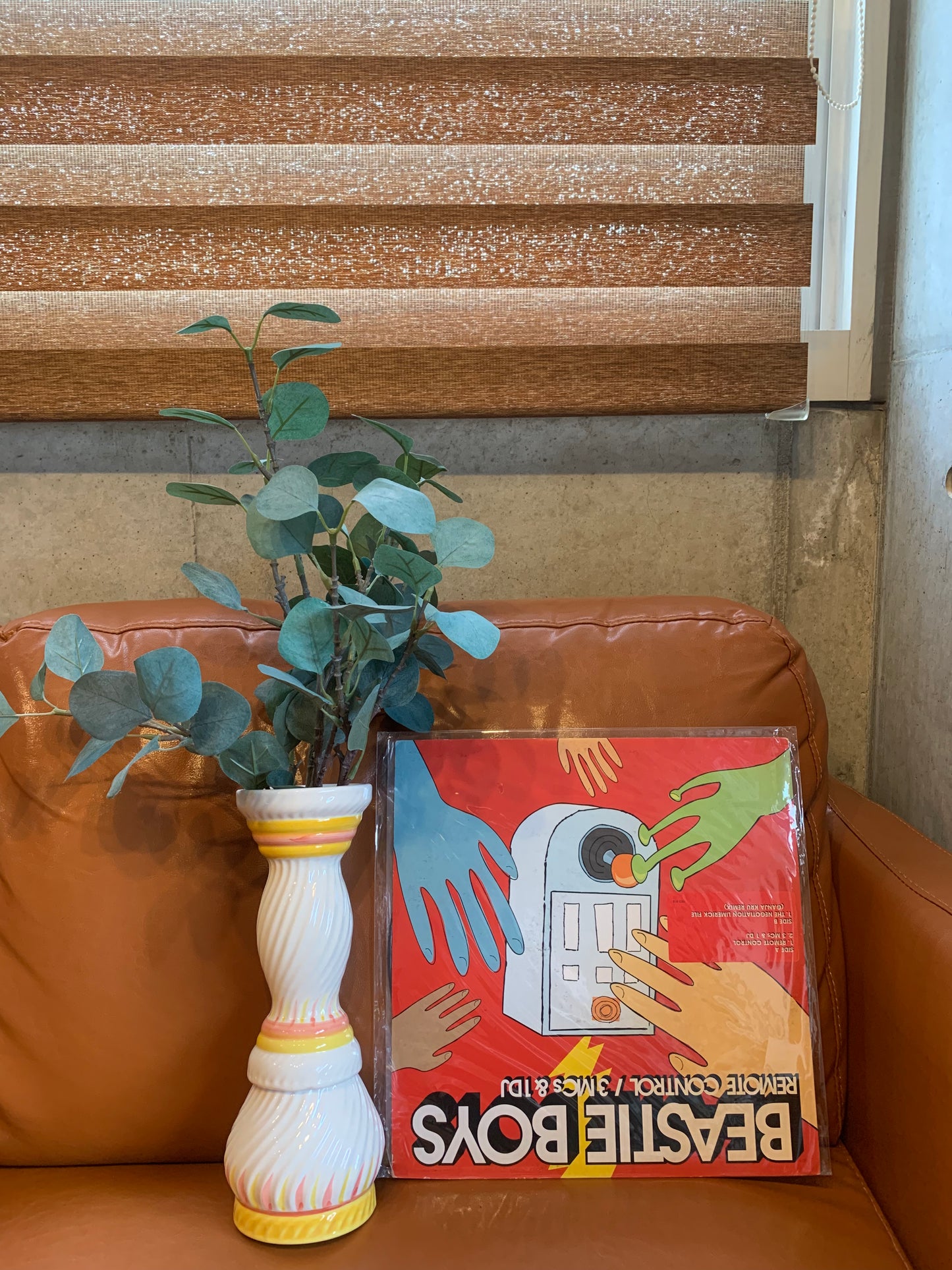 Tower-like vase