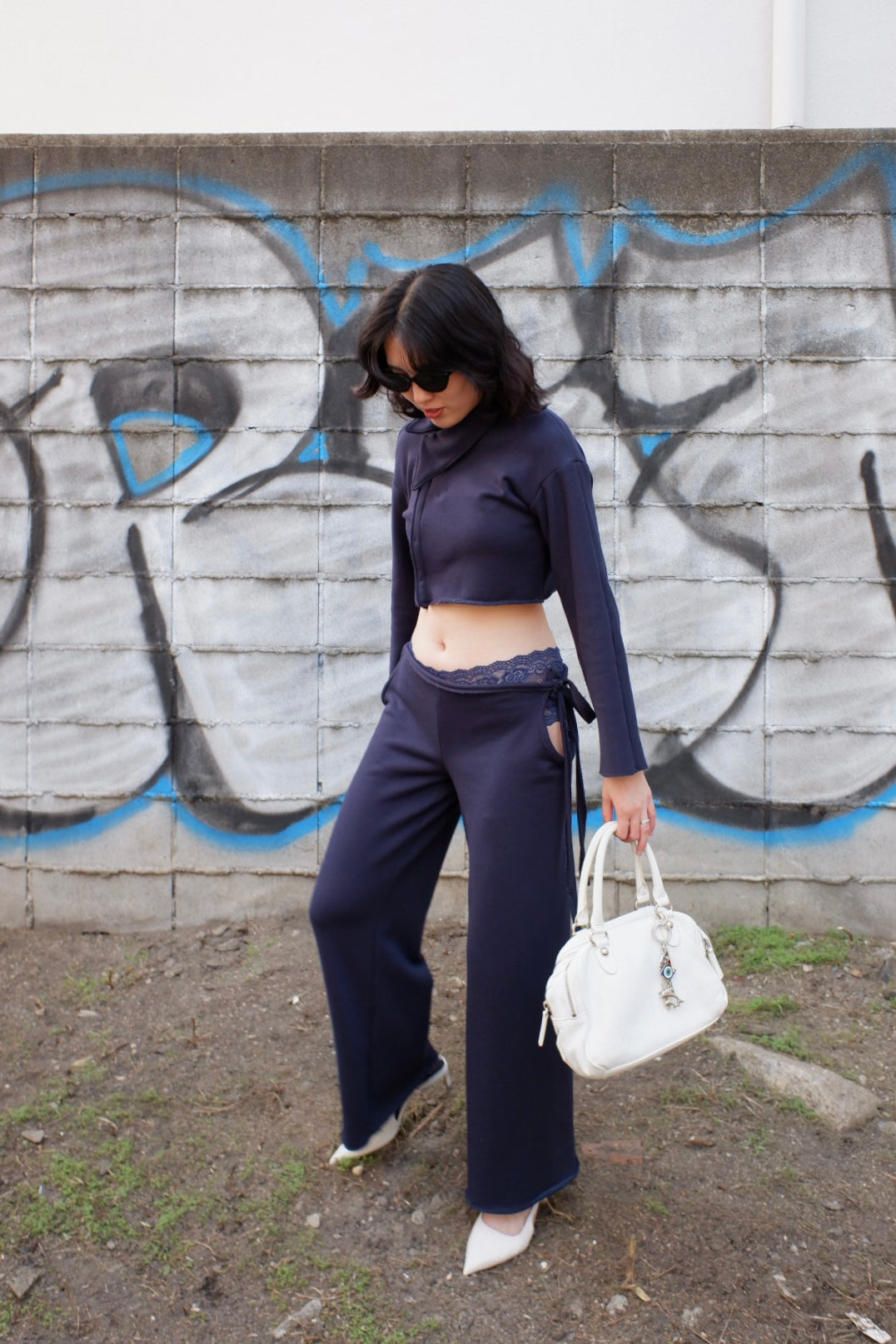 Side open trousers