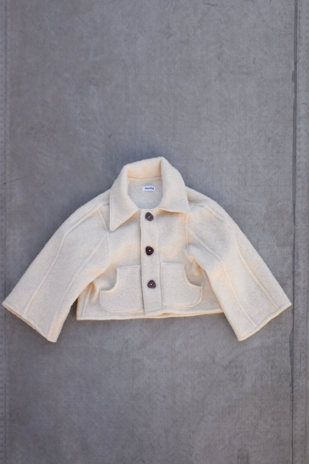 Foamy short coat