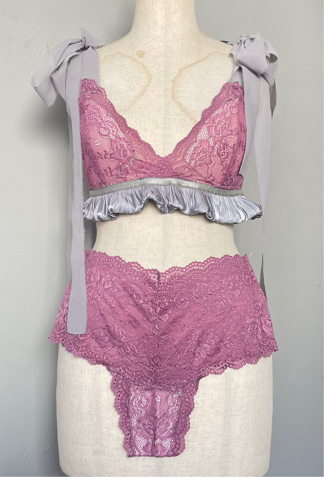 Limited : Pink