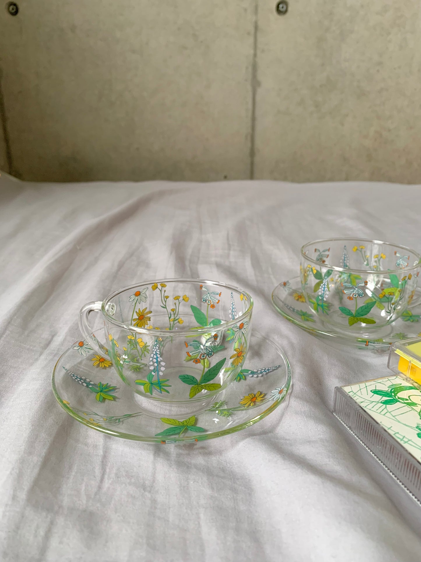 Natural cap and saucer