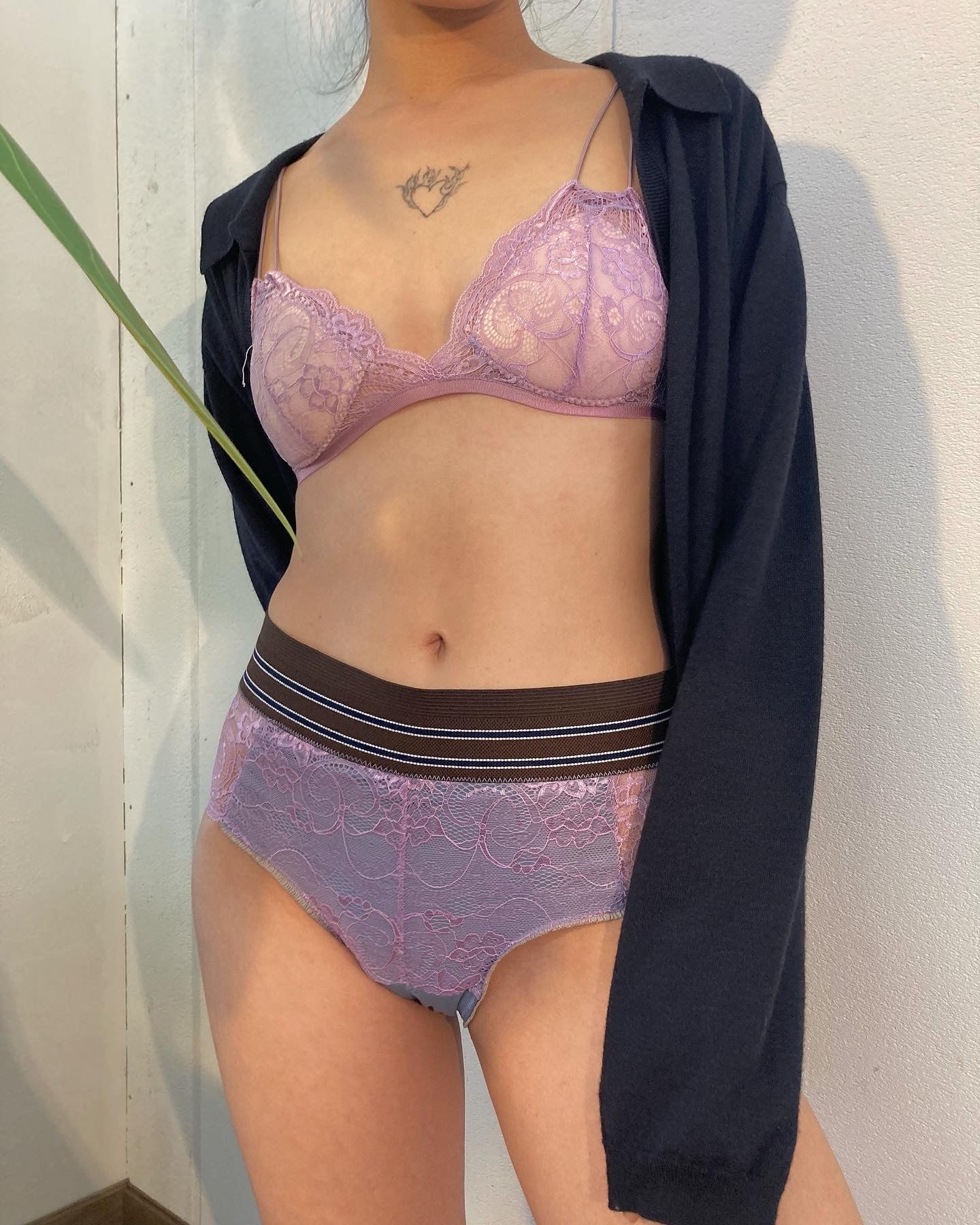Sanitary shorts