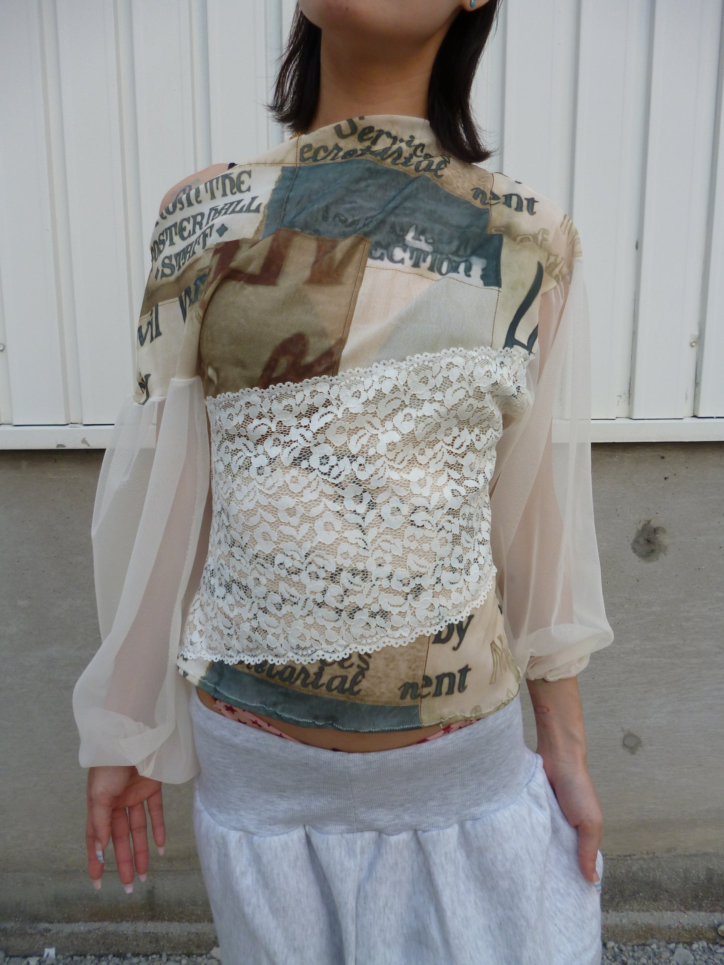 Shoulder top : Lace