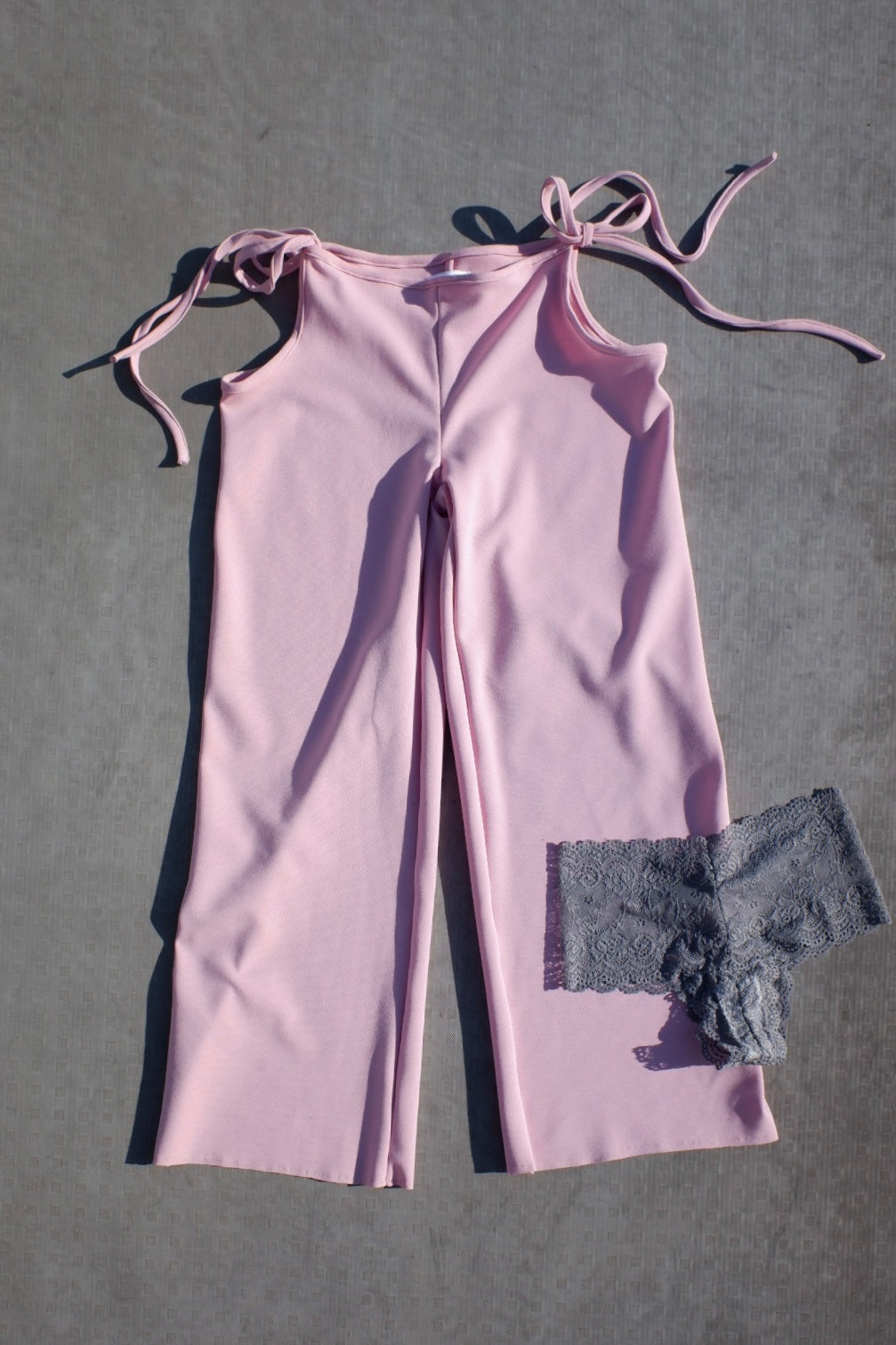 Side open trousers