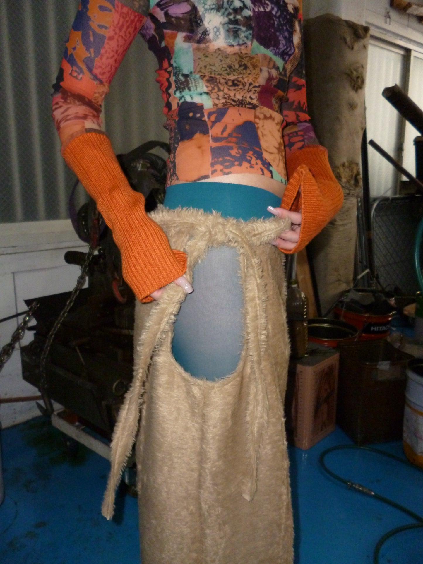 Side open trousers : Fur