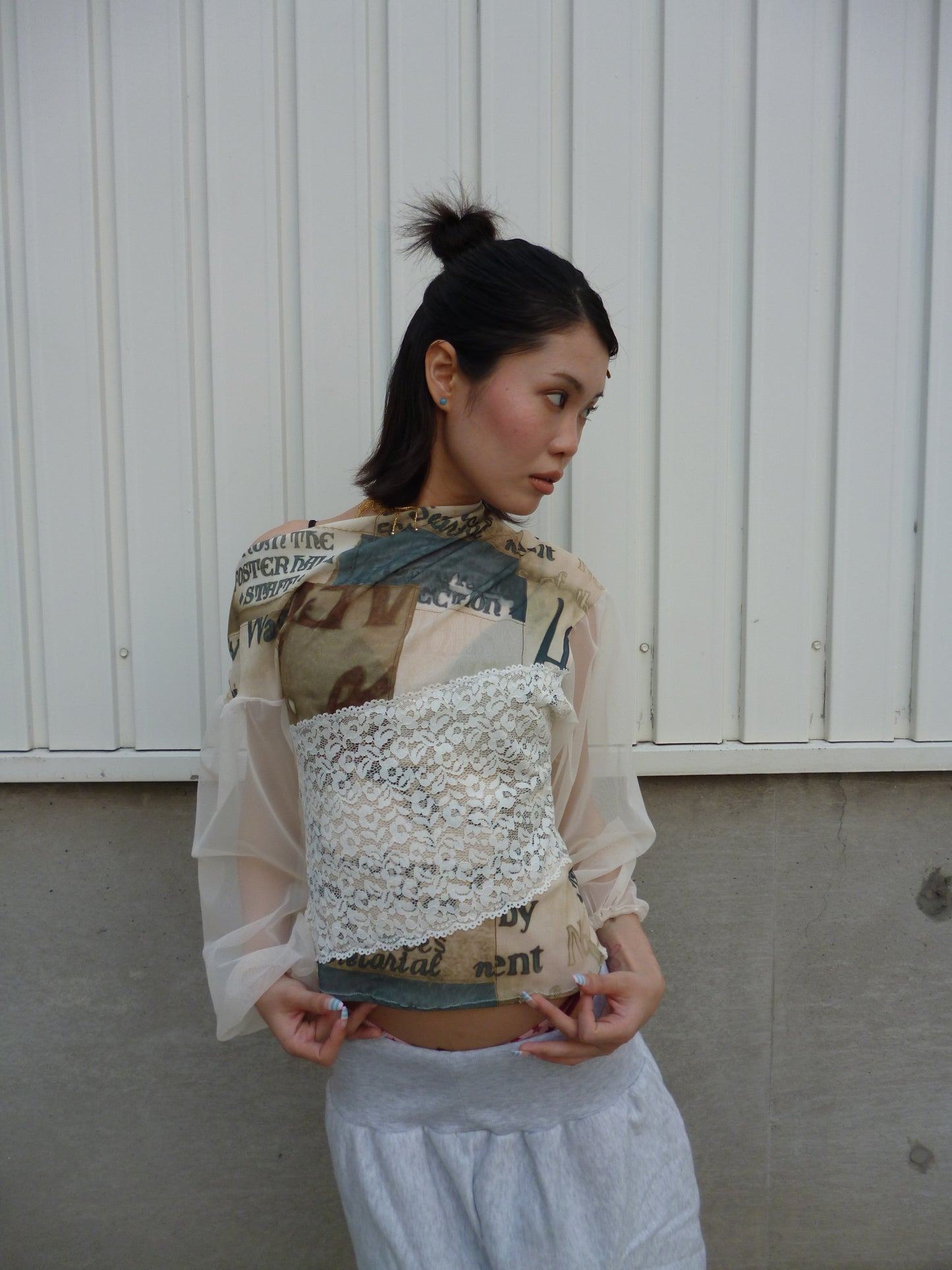 Shoulder top : Lace