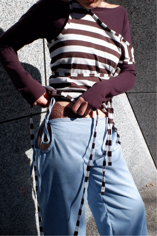 Side open trousers