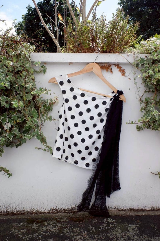 Shoulder top : Dots