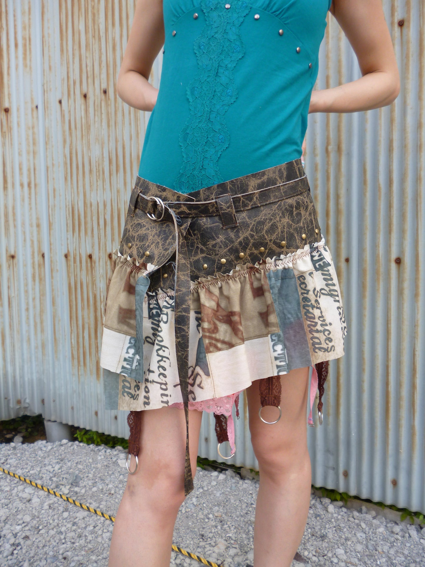 Belt skirt