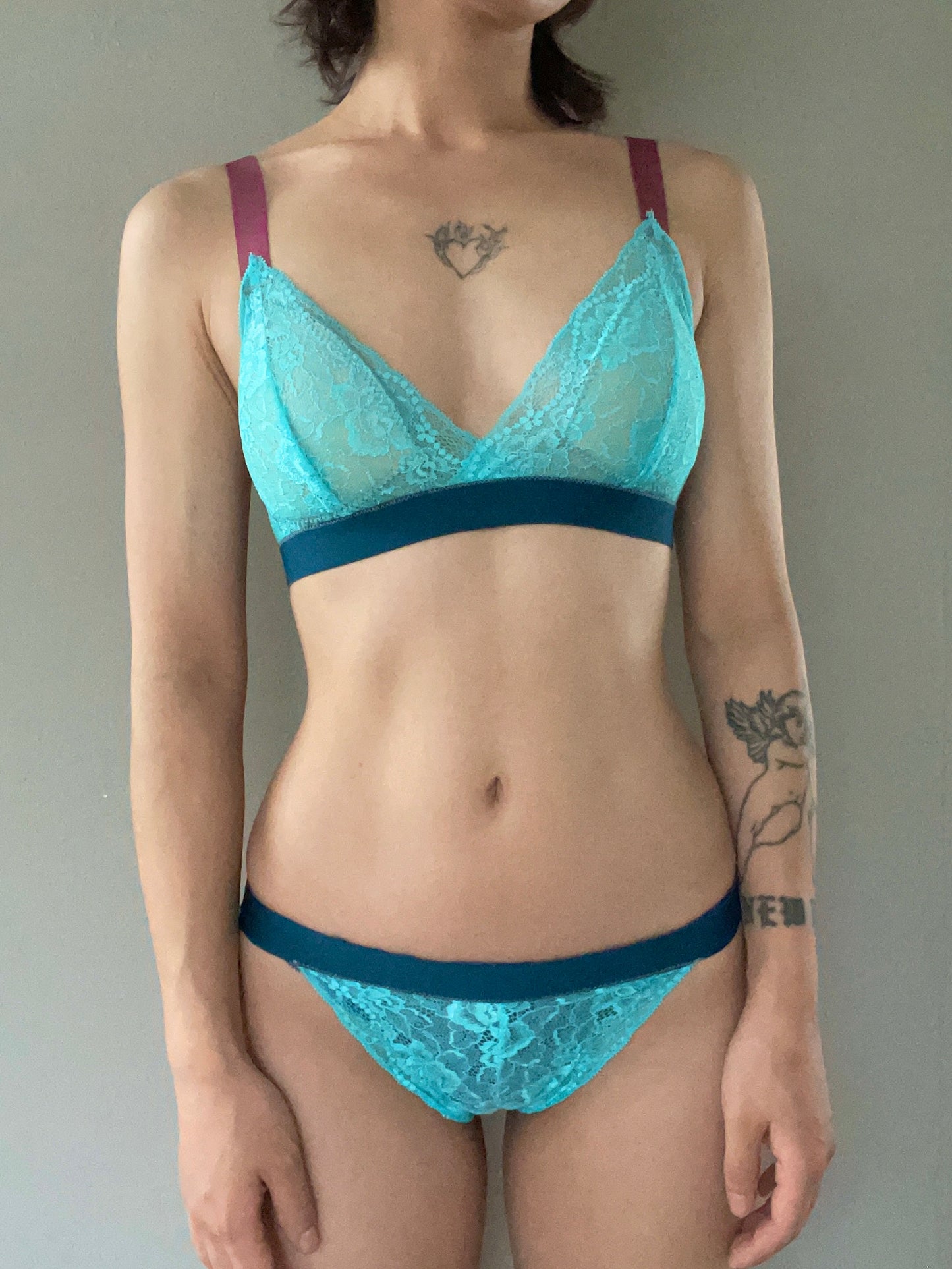 Limited : Aqua