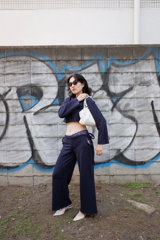 Side open trousers