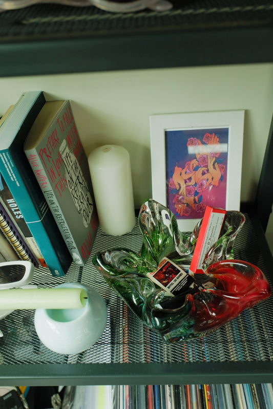 Red × Green ashtray